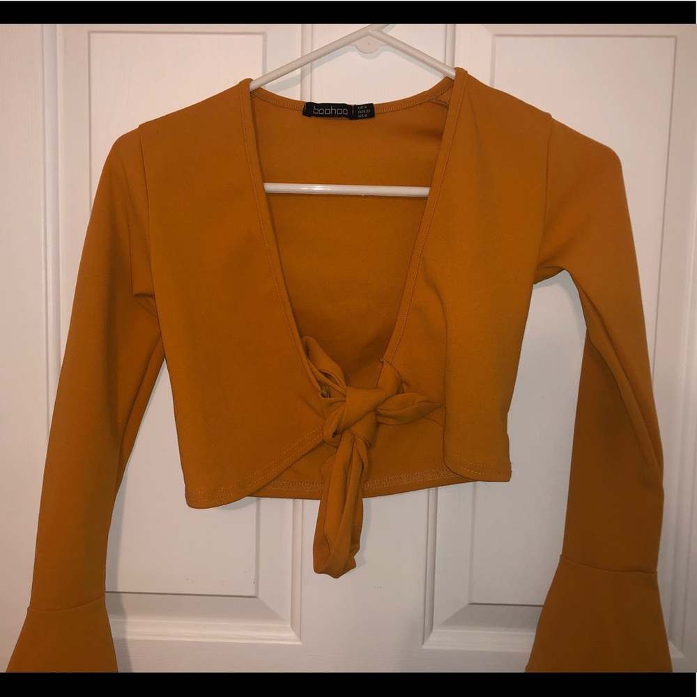 Tie front Flounce sleeve